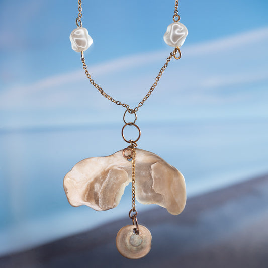 Sea Shell necklace with pearl beads and hypoallergenic chain  